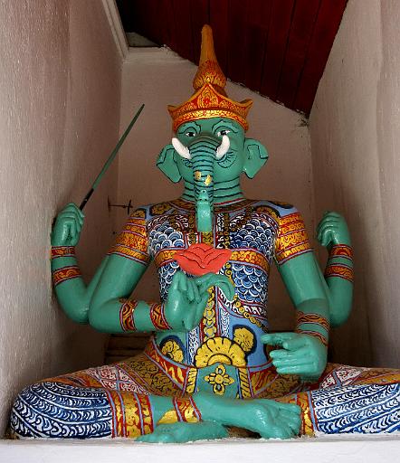 0751 Wat Prathat Doi Suthep.jpg